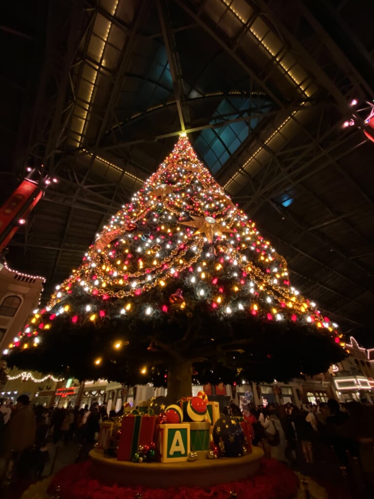 Le sapin de Noël de Disneyland Tokyo