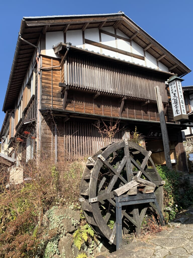 moulin à eau traditionnel du Japon