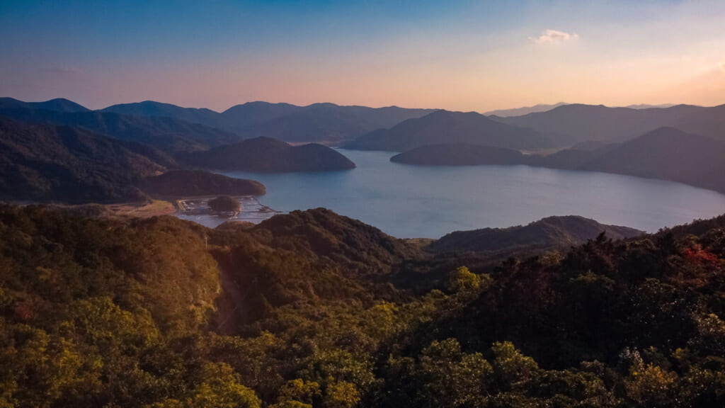 Vue de l'île de Hisaka depuis l'observatoire Origami