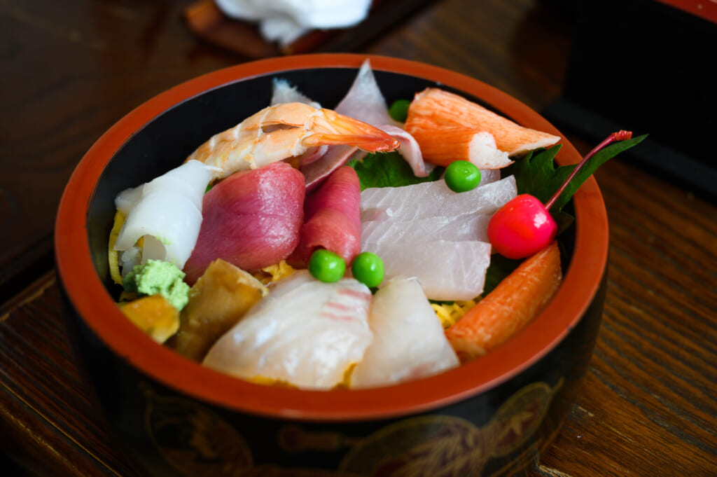 assortiment de poisson frais en provenance de Goto