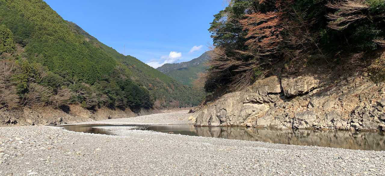 Bain de forêt au Japon dans la vallée d’Osugidani