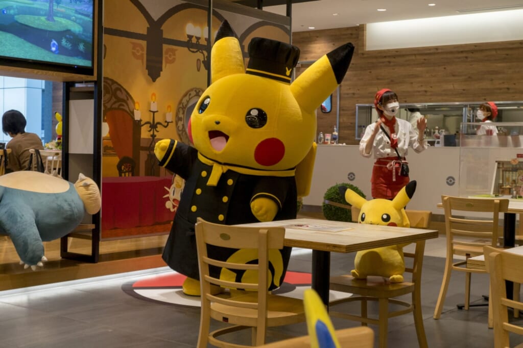 Le chef Pikachu au Pokémon Café