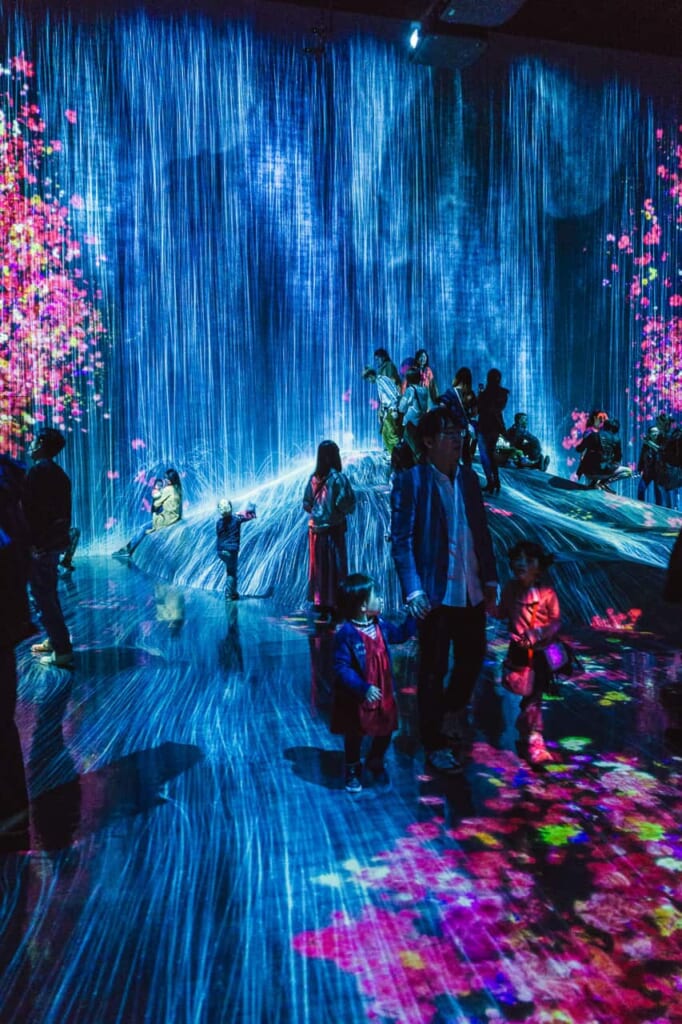 teamLab Borderless semble être un monde parallèle