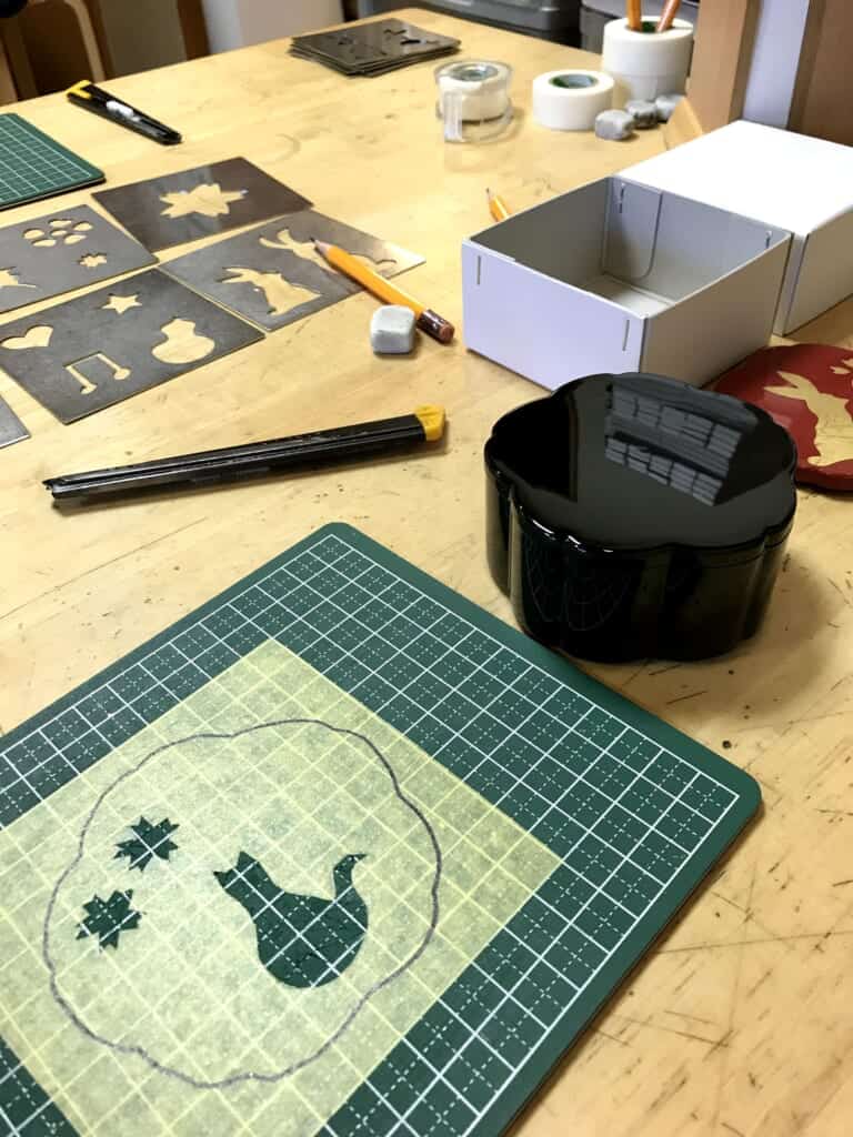 Initiation aux feuilles d'or au Japon