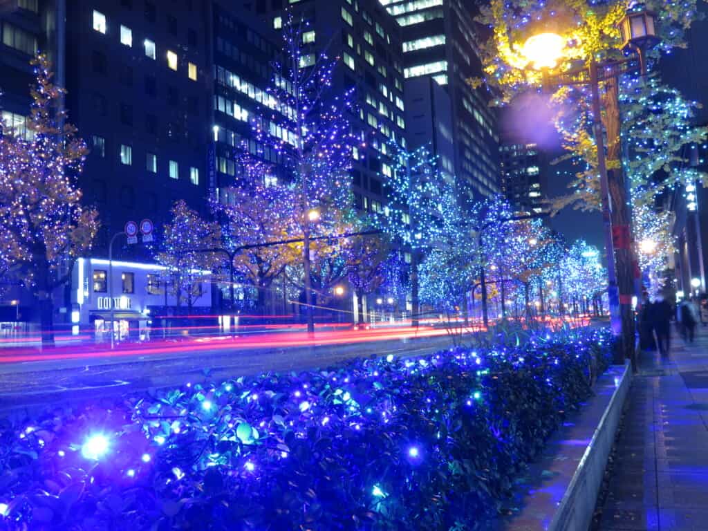 Les illuminations de l'avenue Midosuji à Osaka
