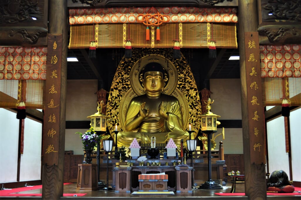 Le Bouddha géant du Hondô, une merveille sans nom