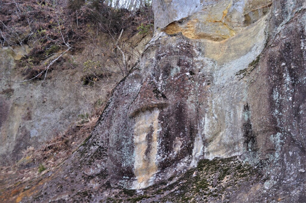 Visage du Bouddha au Takkoku no Iwaya