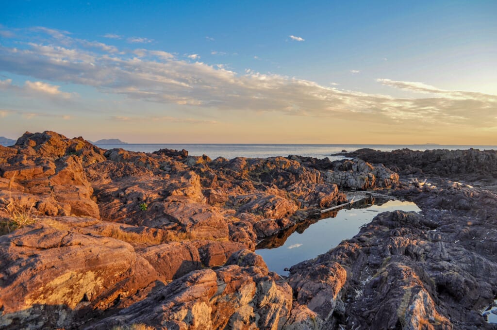 Rochers près du phare de Satsuma Nagasakibana