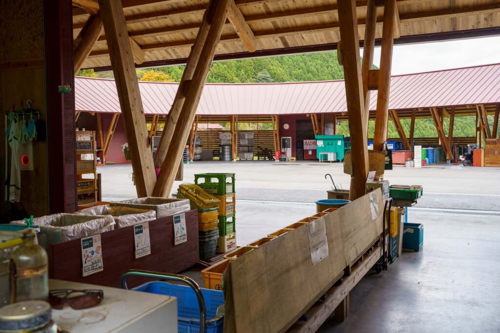 L'une des parties du centre de tri zéro déchet de kamikatsu à Shikoku