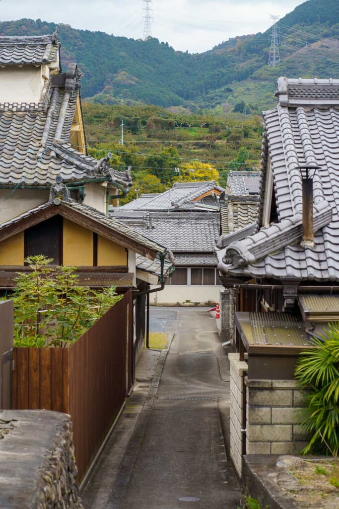 Rues d'une petite ville aux abords de Koyasan