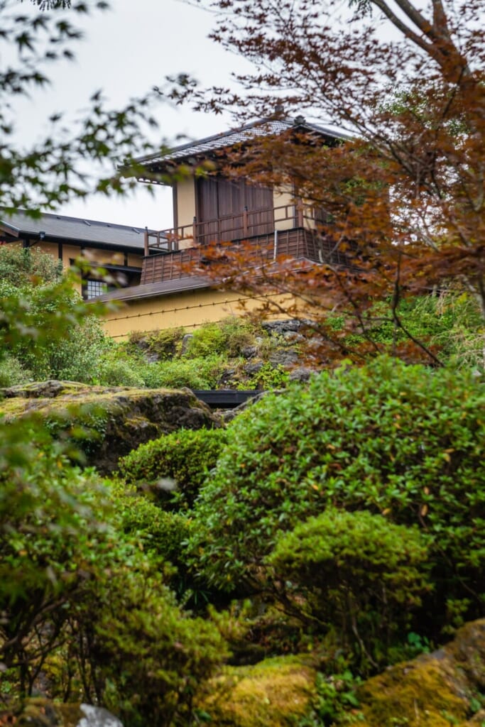 Tour d'un pavillon au Japon