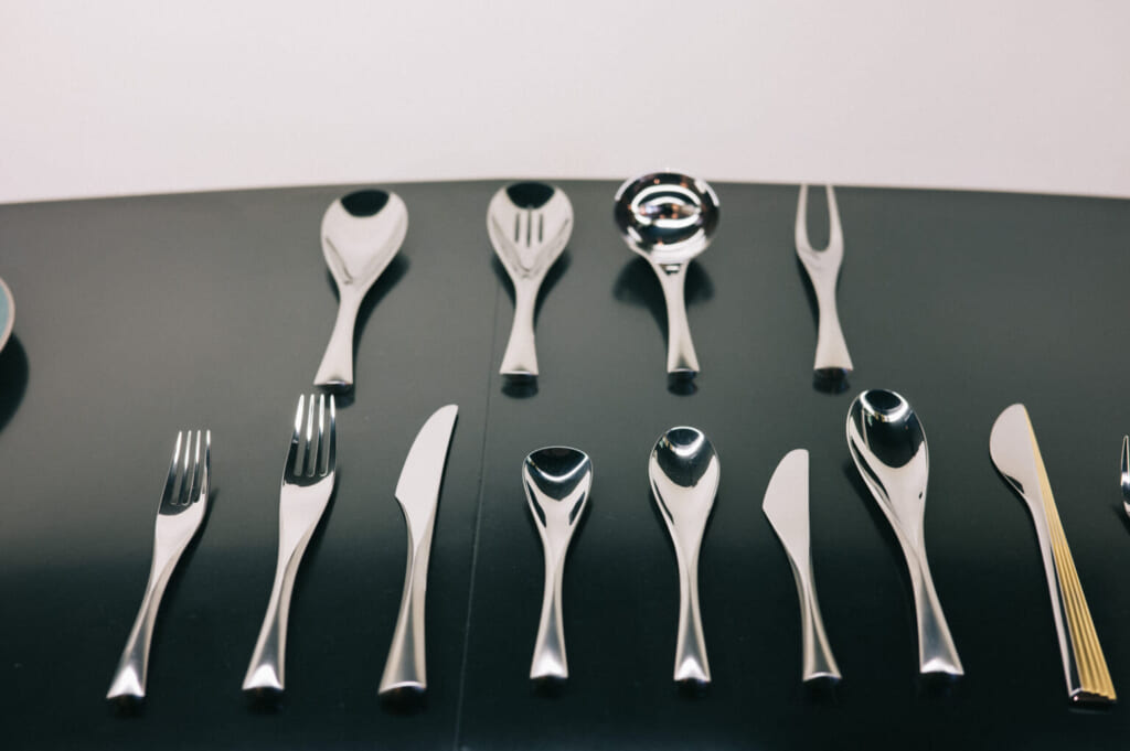 couverts occidentaux de fabrication japonaise