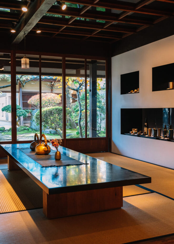 Gallerie d'exposition des oeuvres en cuivre de gyokusendo