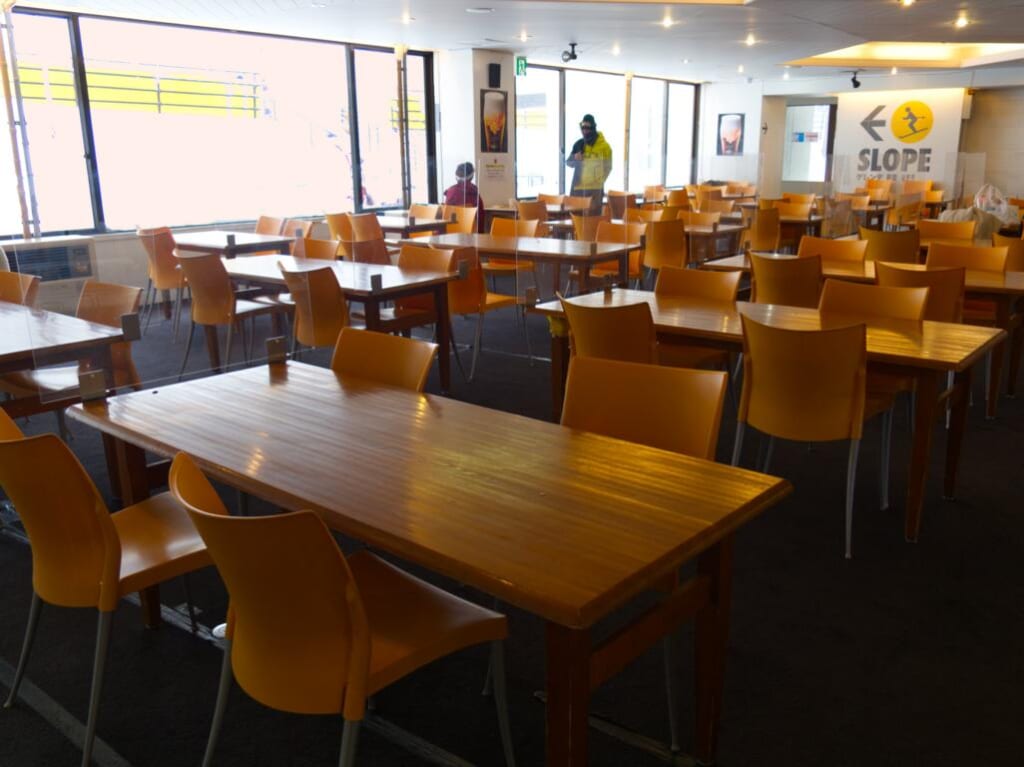 Restaurant dans une station de ski japonaise