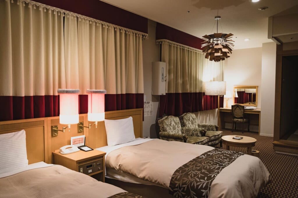 Chambre de style occidental dans un hôtel de luxe au Japon