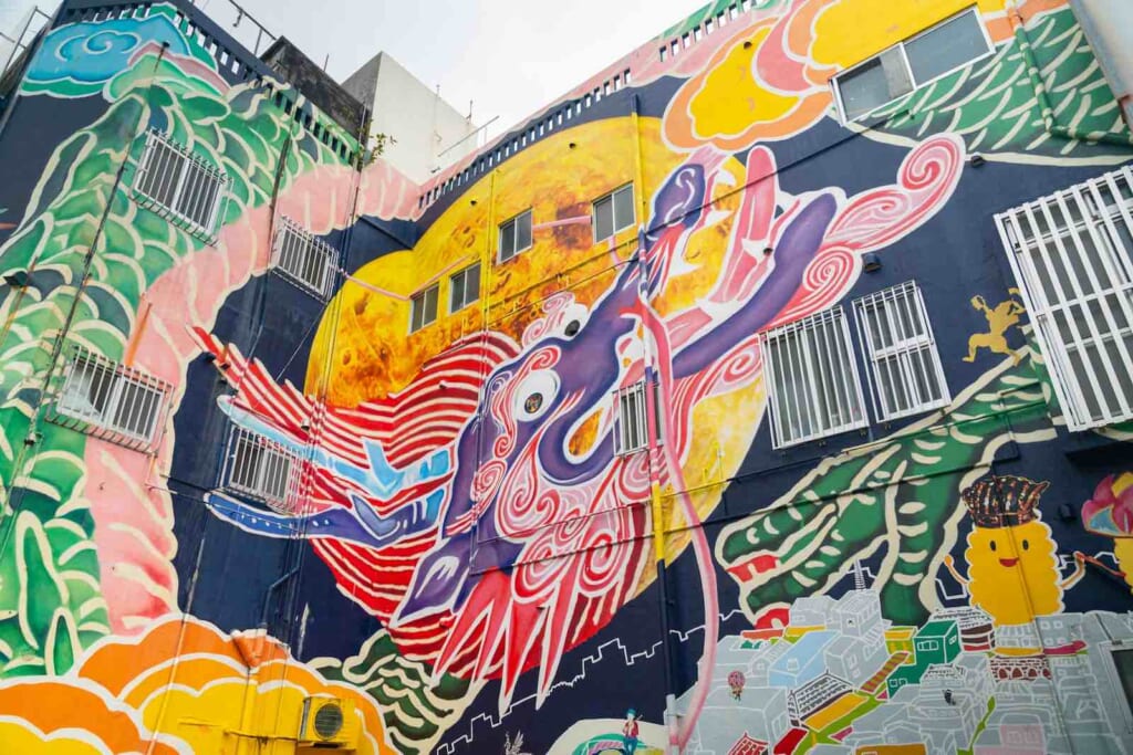 De Sakaemachi à Koza : passé et modernité dans les rues couvertes d’Okinawa