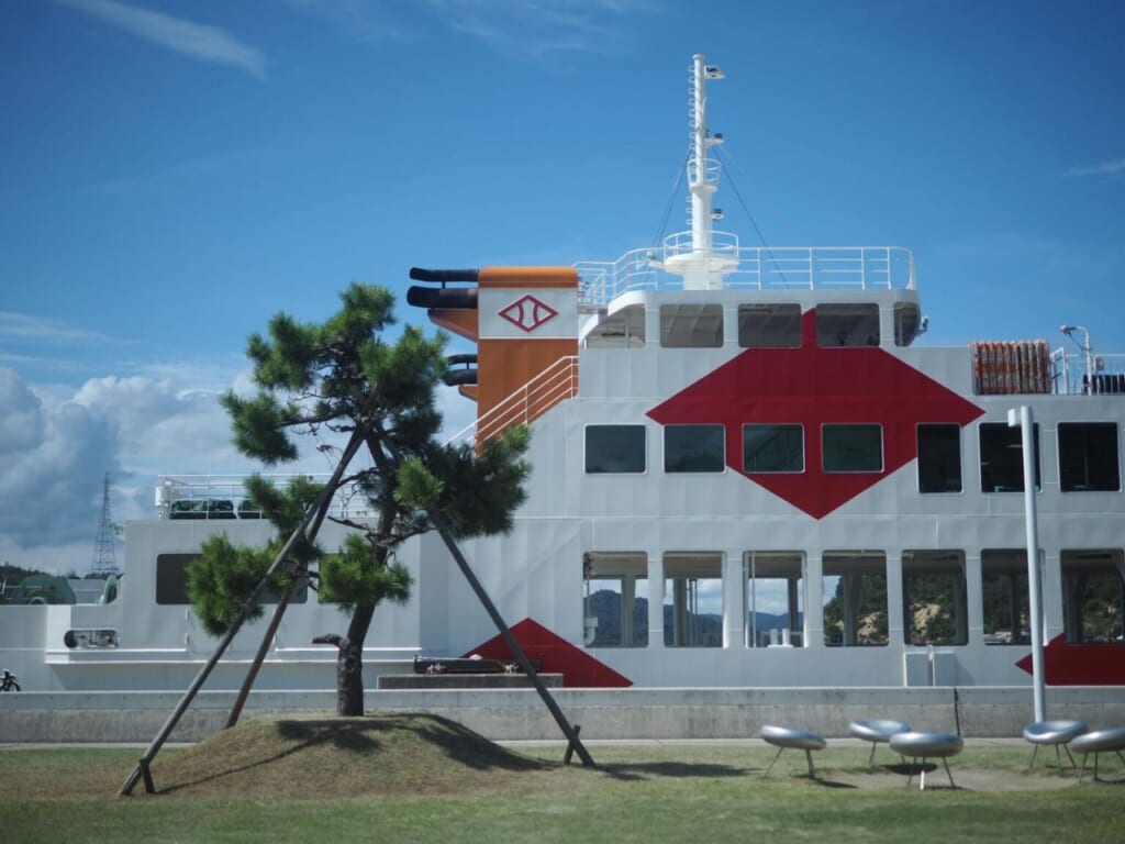 ferry Naoshima