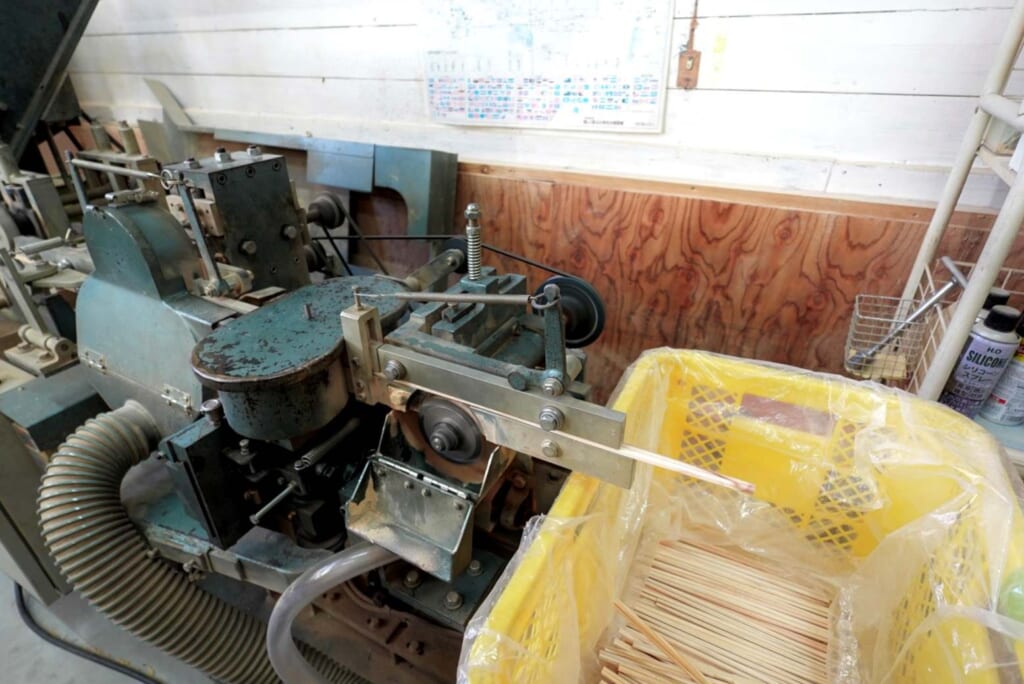 Production de baguettes chez Iwaki Takahashi à Fukushima
