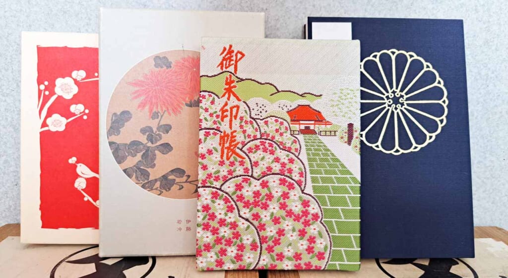 Plusieurs styles de goshuinchō 