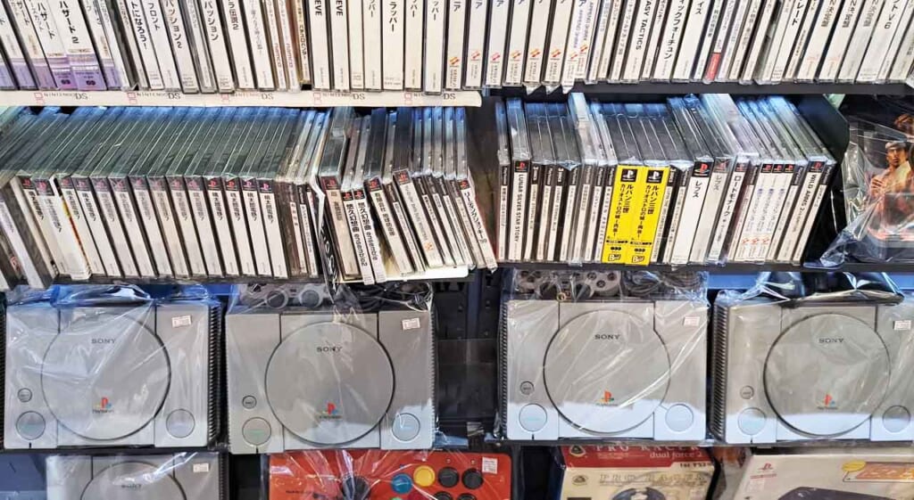 Rayon de jeux vintage à Akihabara