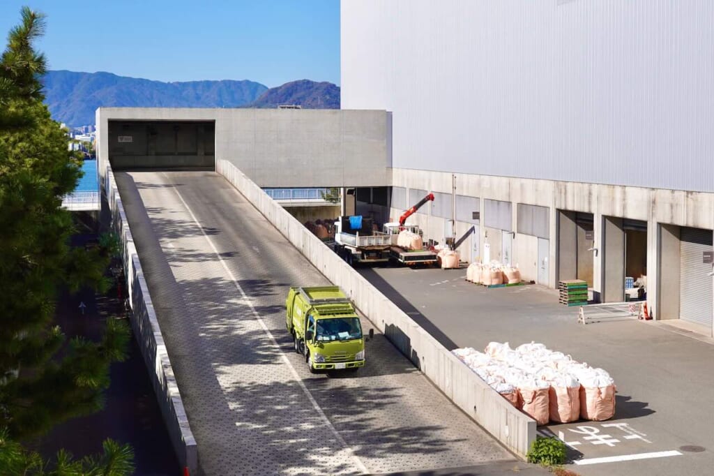 Usine d'incinération 