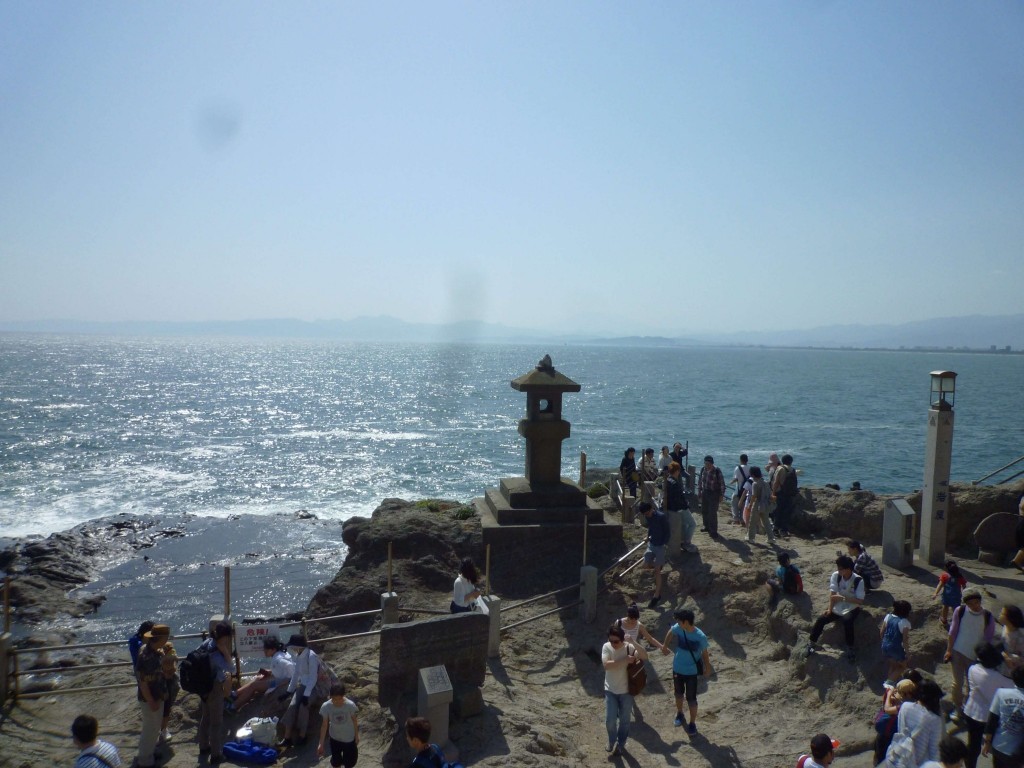 De paseo por Enoshima: las grutas de Iwaya