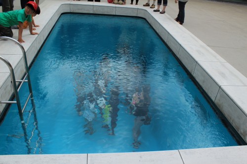 The Swimming Pool de Leandro Erlich