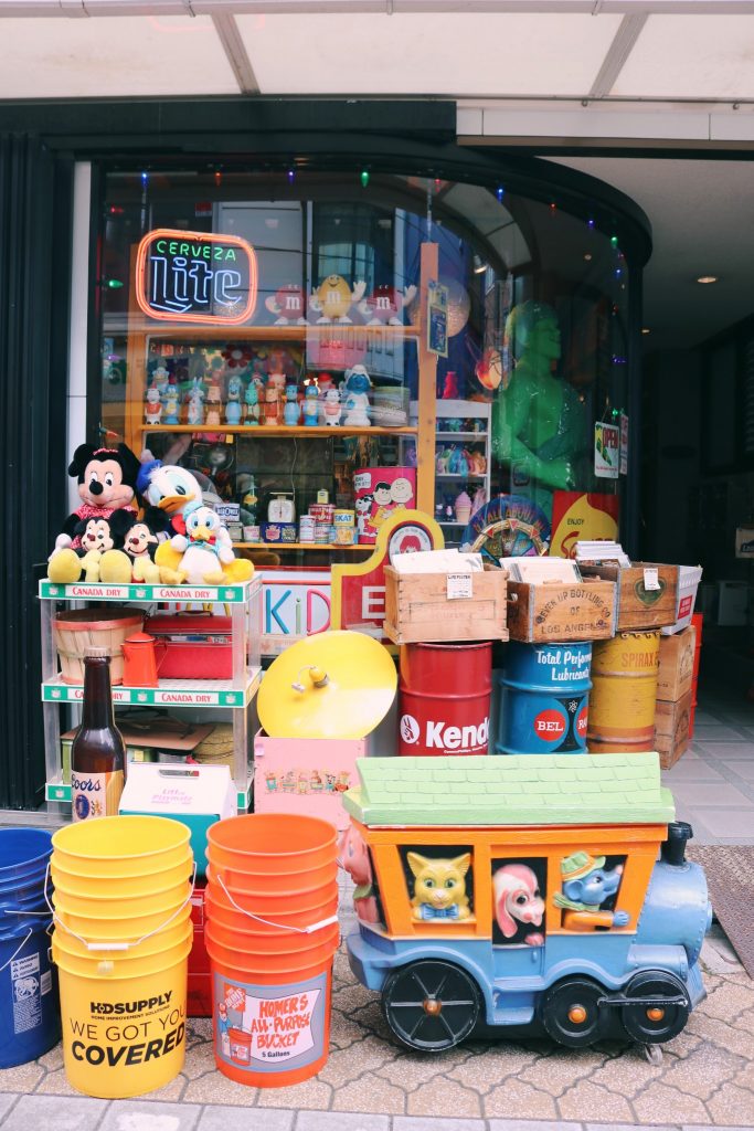 tienda de figuras en Koenji