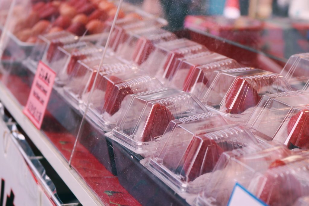 un daifuku con anko y fresa en Asakusa, Japón