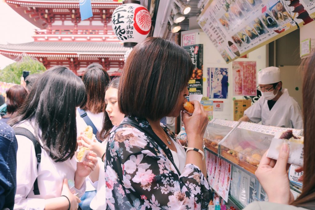 Manju, comida típica de Asakusa