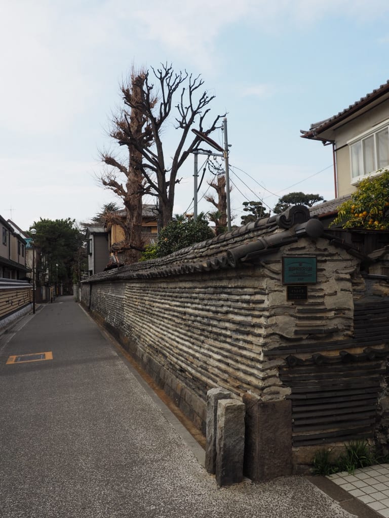 Una pared de 400 años de antigüedad