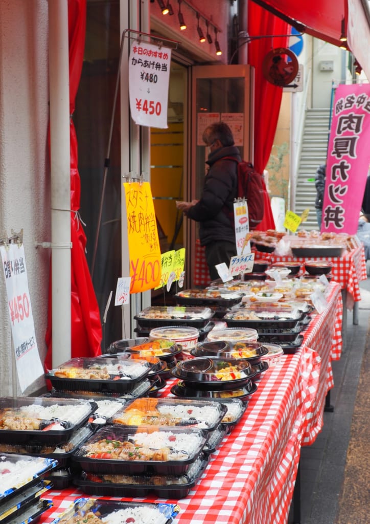 Cajas bento en Nippori, Tokio, Japón