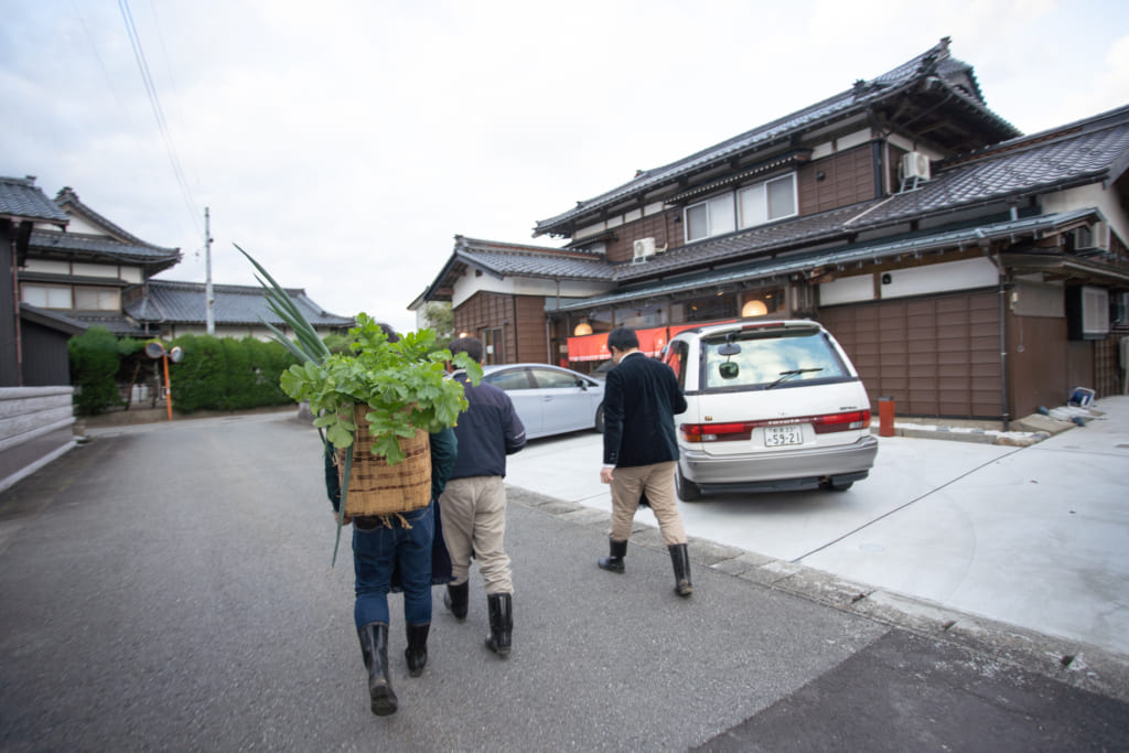 De camino para Iromusubi en Murakami, Niigata, Japón