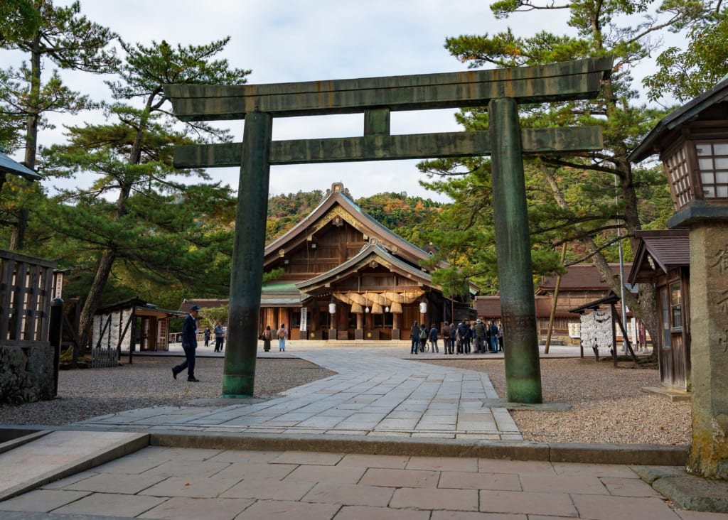 Torii en el santuario izumo taisha