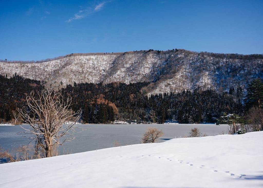 Lago Hokuryuko helado