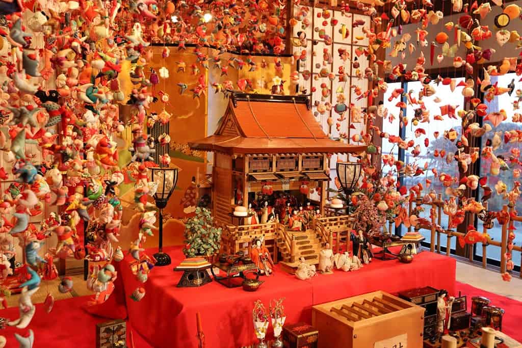 Gran decoración del Hina Matsuri