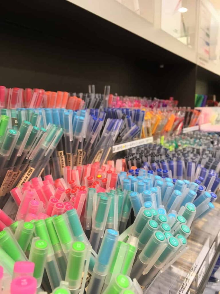 Bolígrafos en Muji, Tokio, Japón
