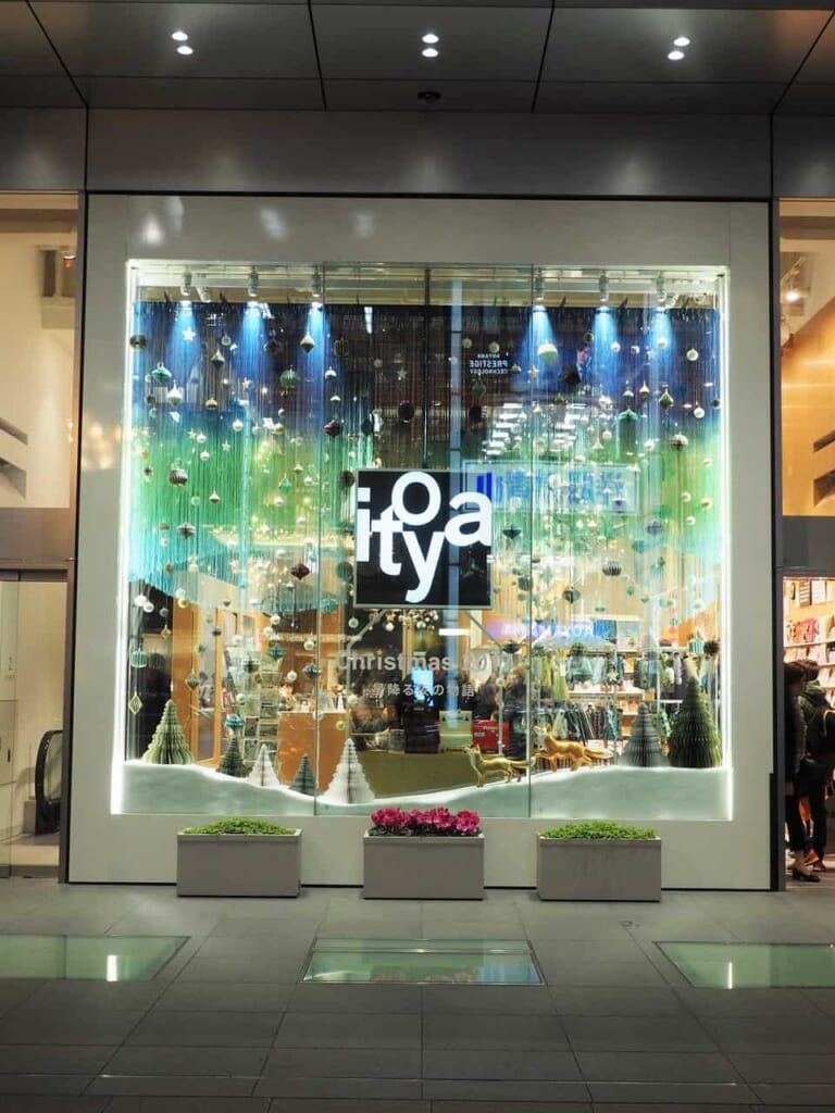 Escaparate de Itoya, Ginza, Tokio, Japón