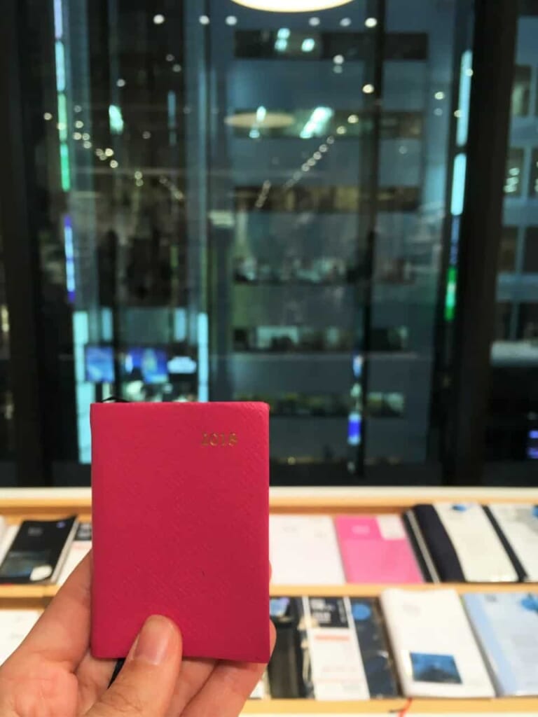 Una agenda en Itoya, Ginza, Tokio, Japón