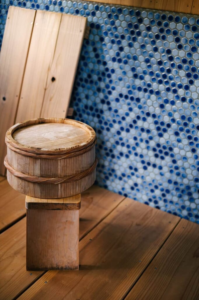 Los baños, perfectamente restaurados, de Yanoya