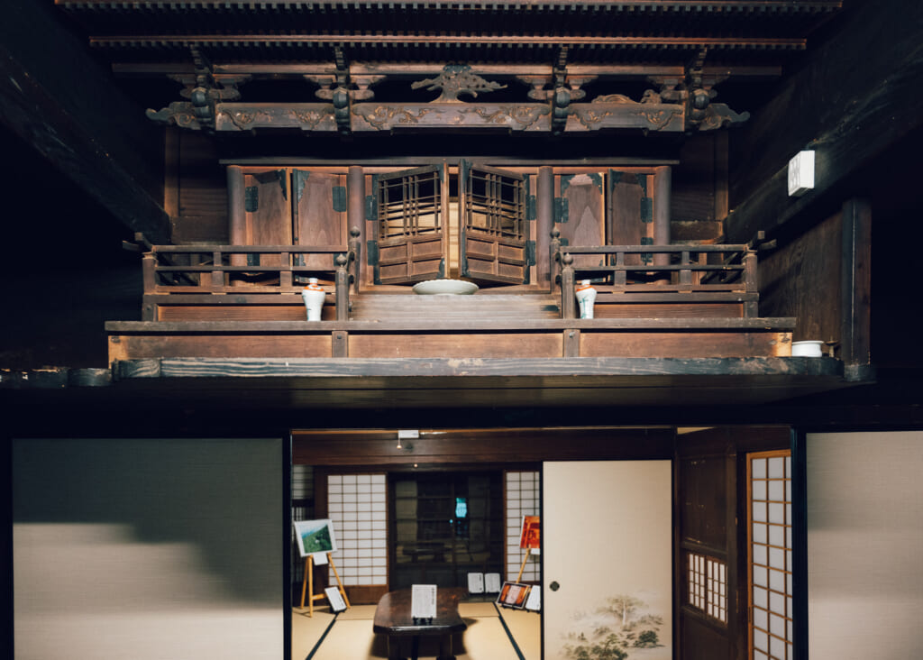 El interior de como era una casa en Nozaki