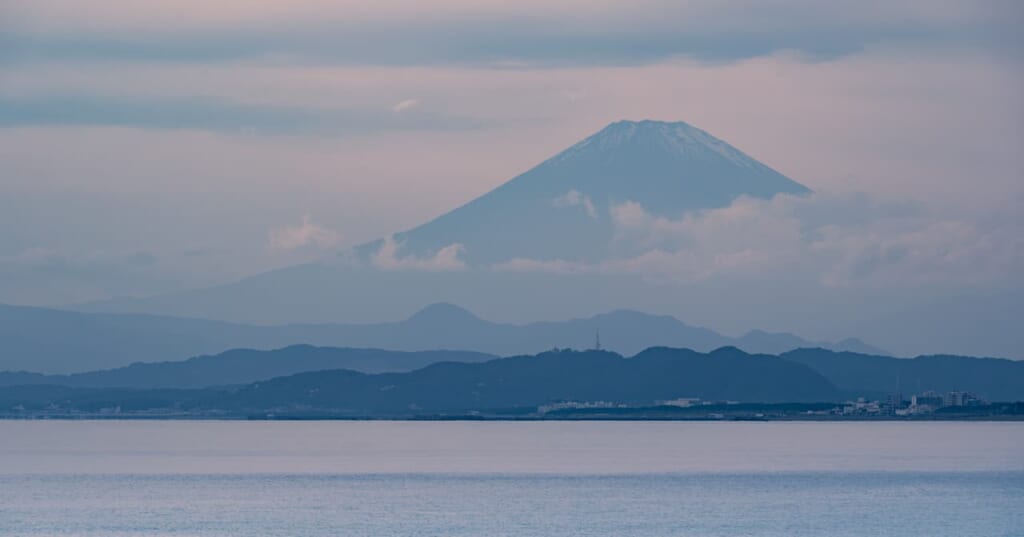 Monte Fuji desde la isla de Enoshima