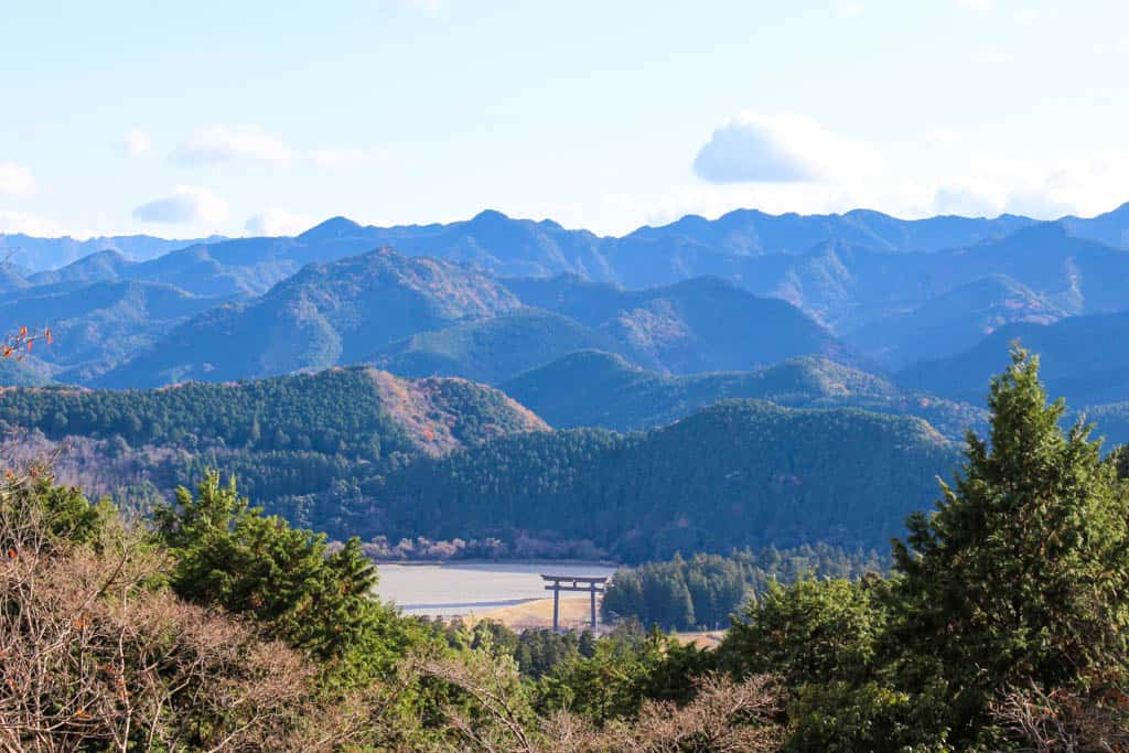 Las montañas con caminos ondulantes del Kumano Kodo