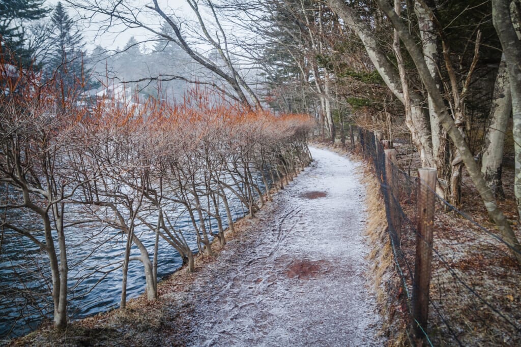 Estanque Kumoba de Karuizawa en invierno