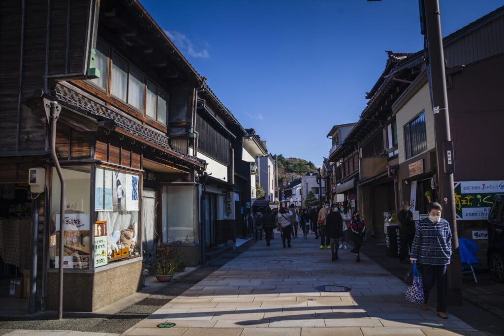 el barrio tradicional de higashi chayagai
