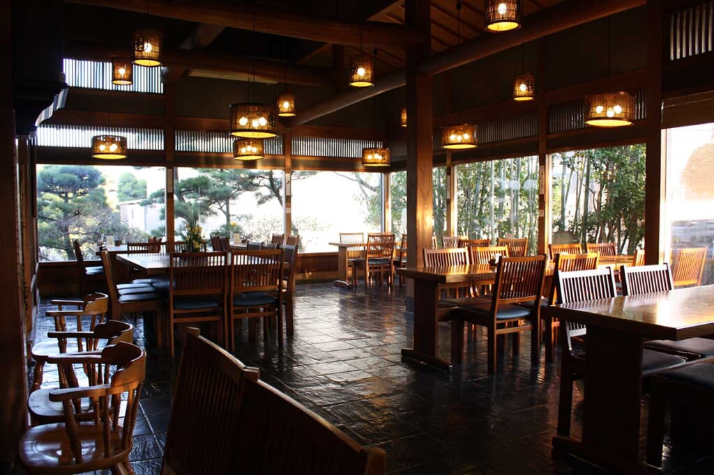 El interior del restaurante de somen en Nara