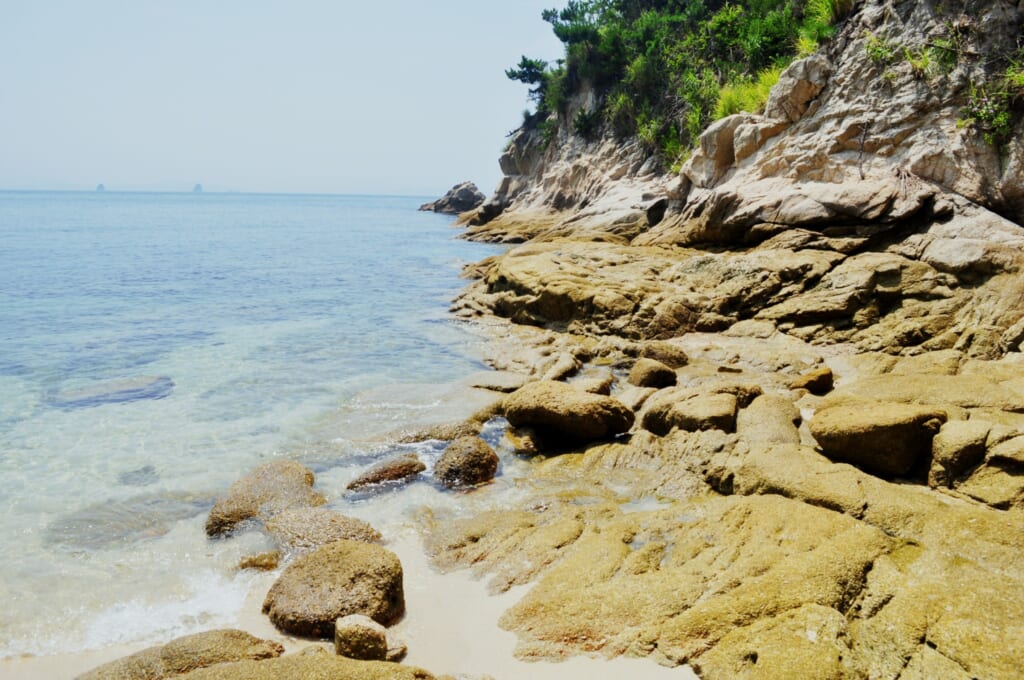 Las playas de matsuyama no tienen muchos turistas y son perfectas para estar solo.
