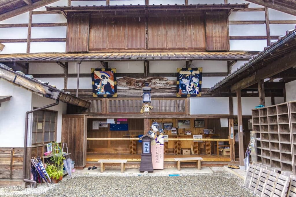 El exterior del El teatro Kashimo Meijiza 