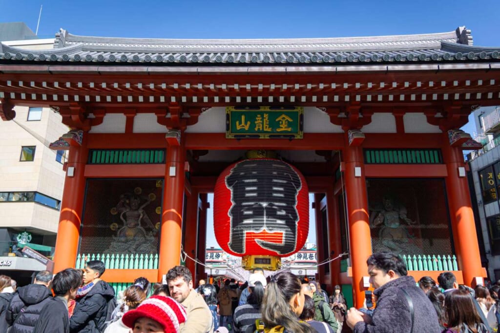 La puerta Kaminarimon