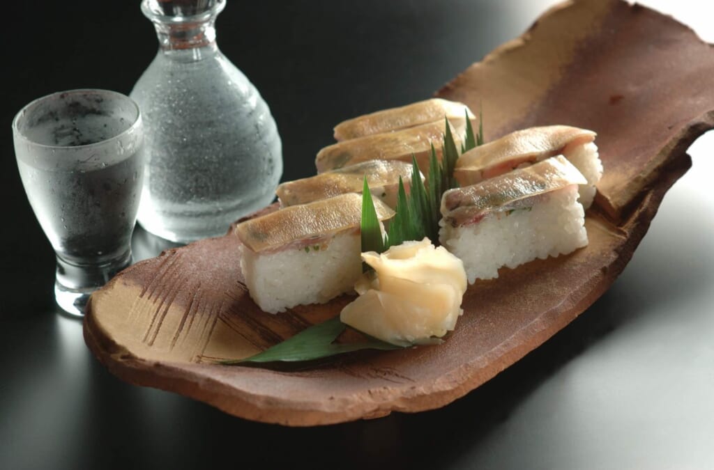 Sushi tradicional japonés